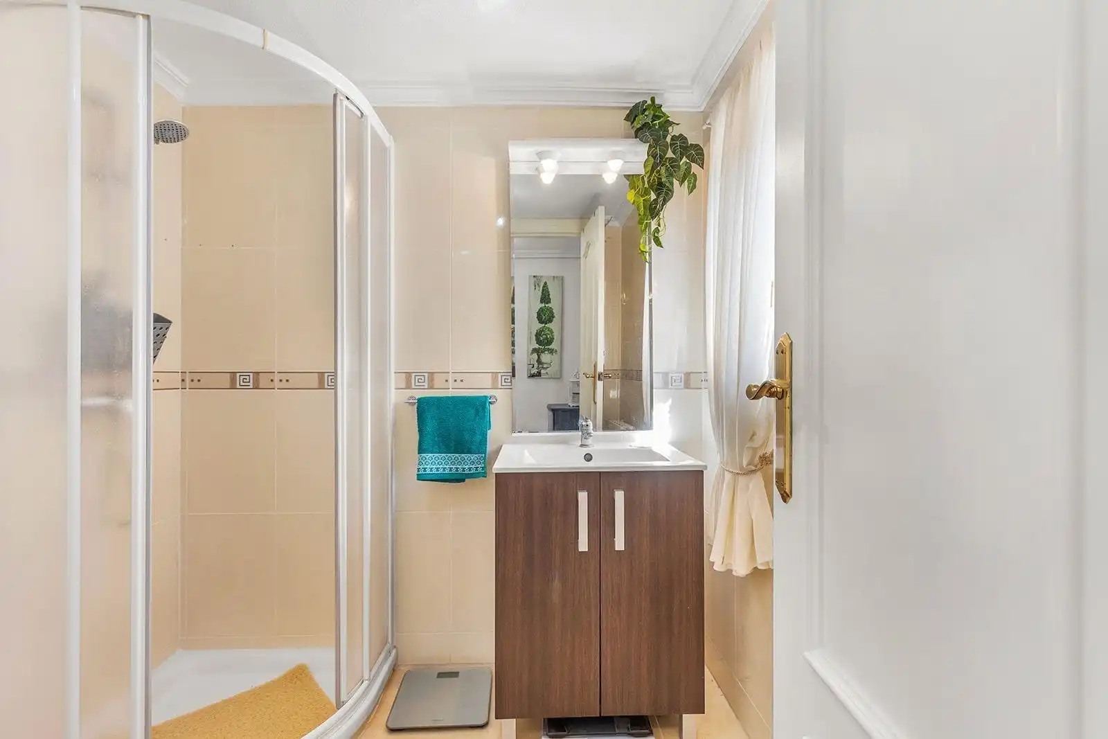 Baño de Casa o chalet en venta en Torrevieja con Aire acondicionado, Calefacción y Jardín privado