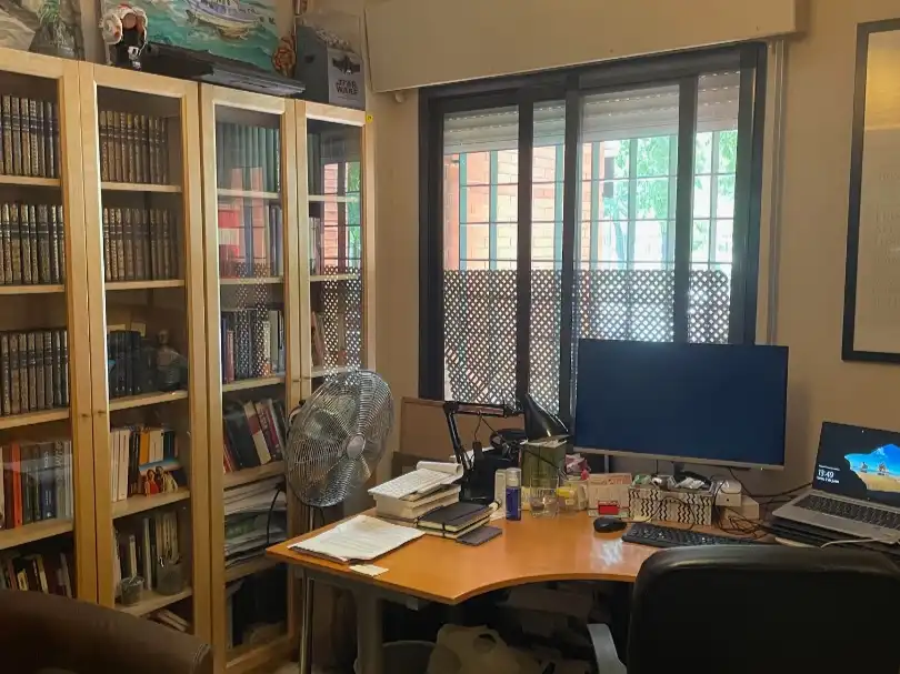 Flat for sale in  Sevilla Capital  with Air Conditioner