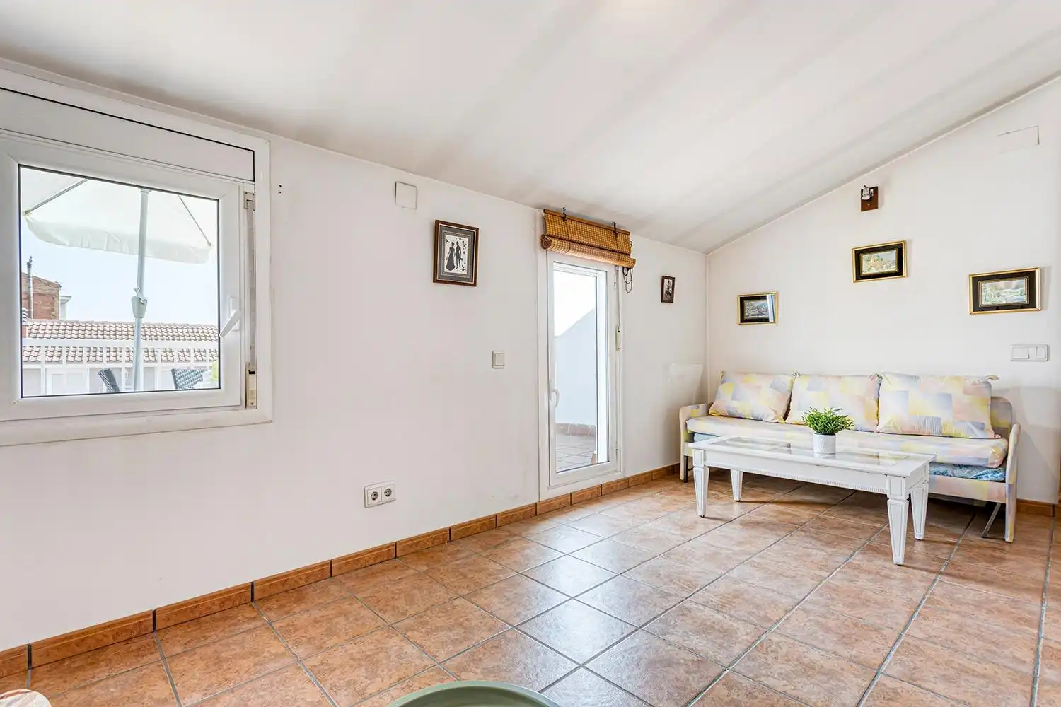 Terraza de Dúplex en venta en Vilanova del Camí con Aire acondicionado, Calefacción y Terraza
