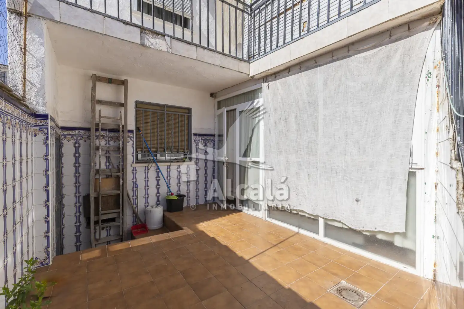 Vista exterior de Casa o xalet en venda en Espinosa de Henares amb Terrassa