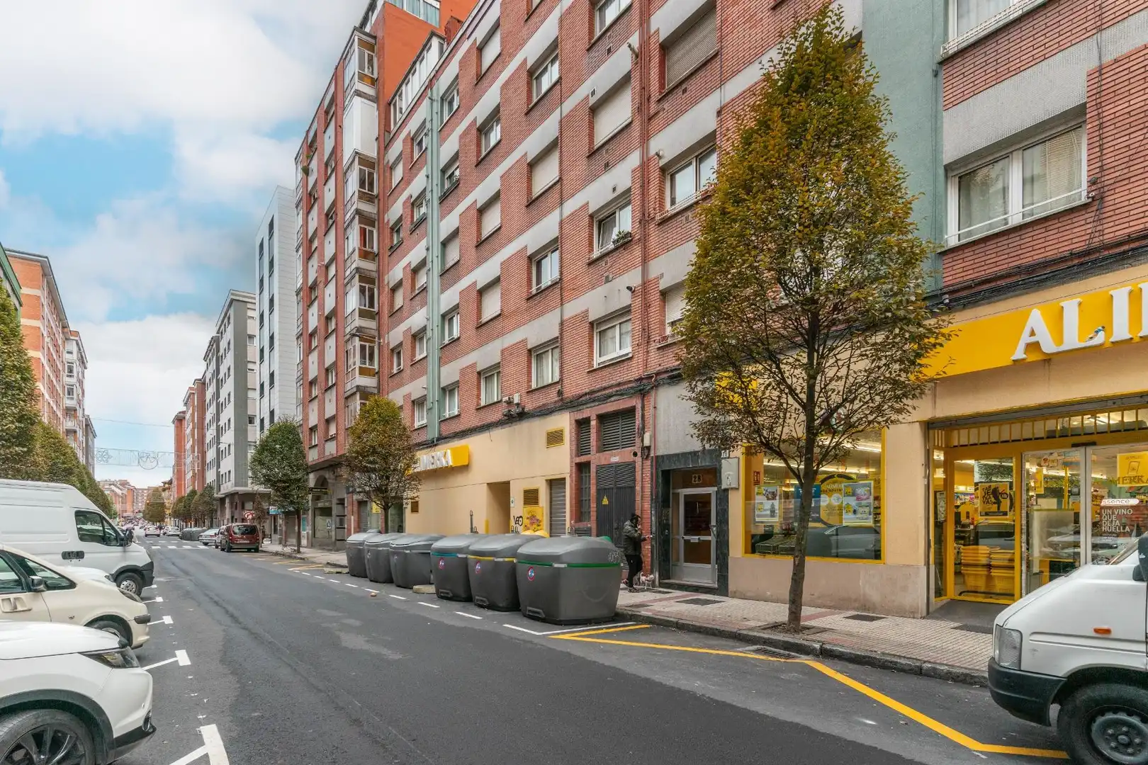 Vista exterior de Piso en venta en Gijón  con Calefacción, Terraza y Amueblado