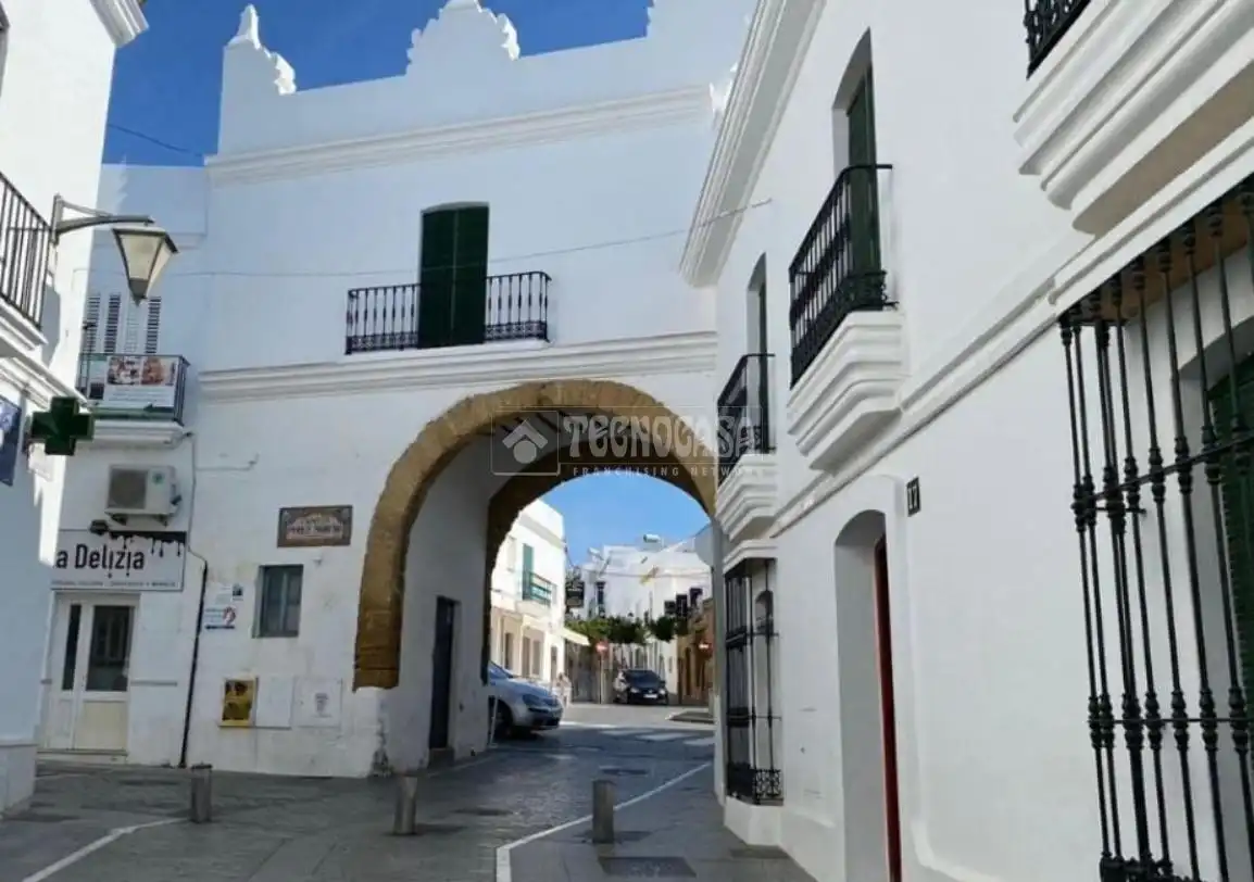 Vista exterior de Pis en venda en Conil de la Frontera amb Aire condicionat, Calefacció i Traster