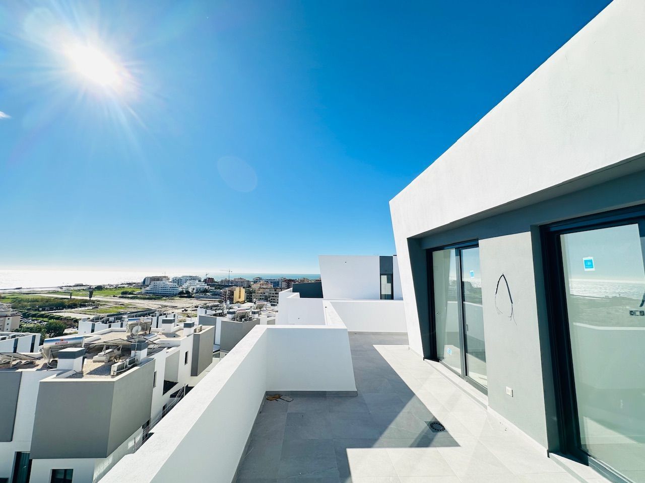 Terrassa de Casa o xalet en venda en Vélez-Málaga amb Aire condicionat, Jardí privat i Traster