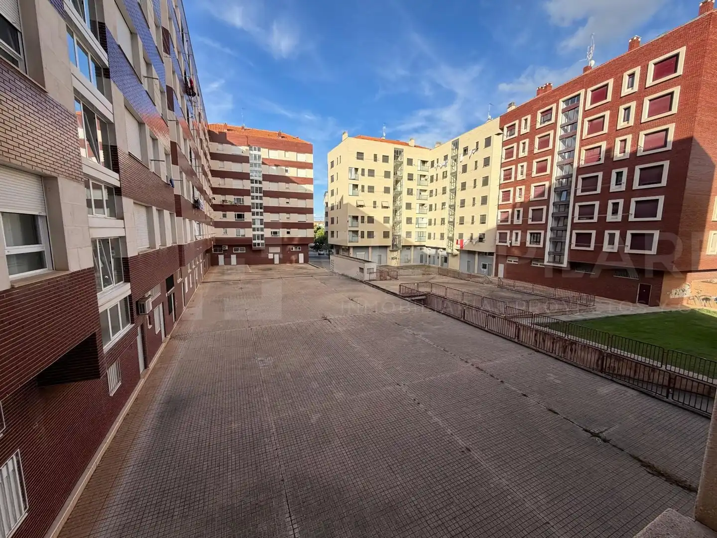 Parking de Piso en venta en Arnedo con Terraza y Trastero