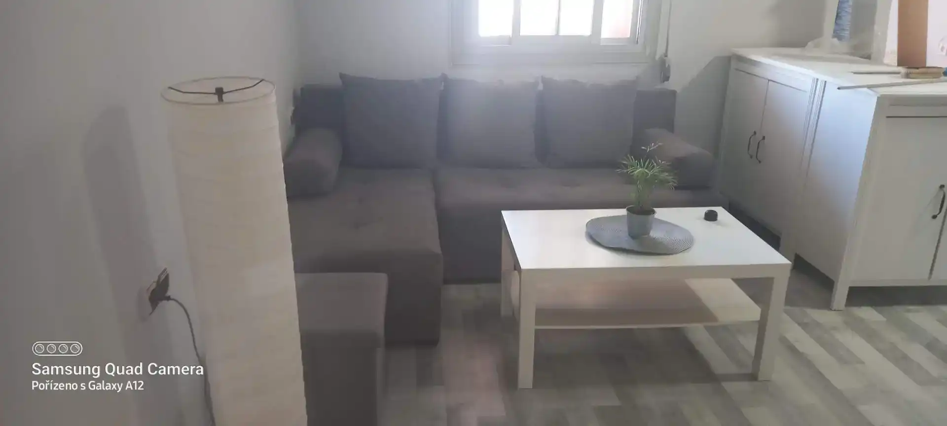 Sala d'estar de Casa adosada en venda en Escatrón amb Aire condicionat, Jardí privat i Moblat