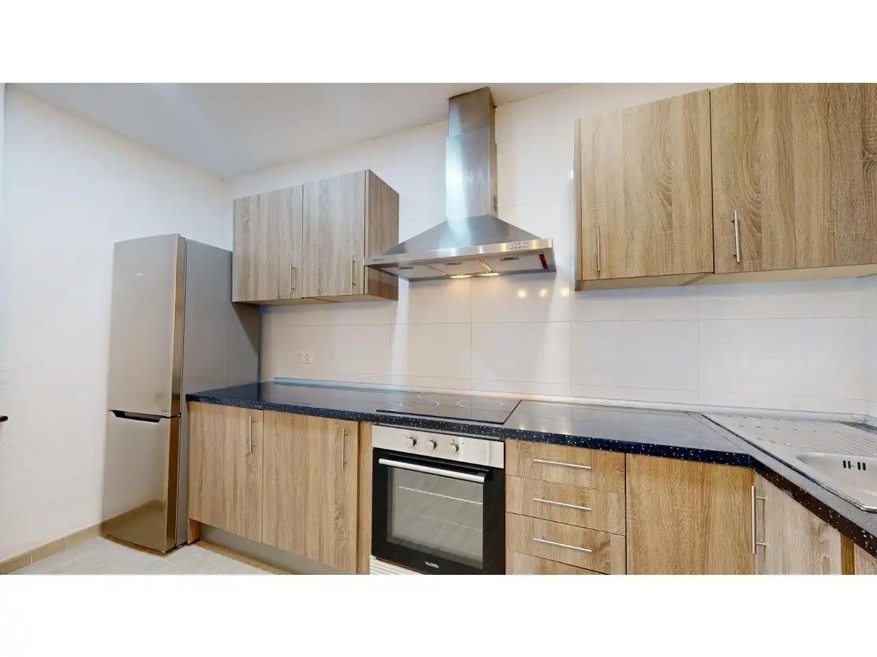 Cocina de Piso en venta en Valencia con Jardín privado
