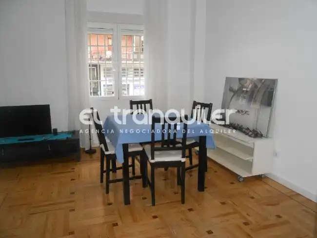Dining room of Flat for rent in Madrid  with Parquet flooring, Terrace and Furnished