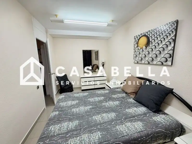 Bedroom of Flat for rent in El Pla del Real