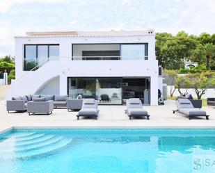 Vista exterior de Casa o xalet en venda en Jávea / Xàbia amb Aire condicionat, Calefacció i Terrassa