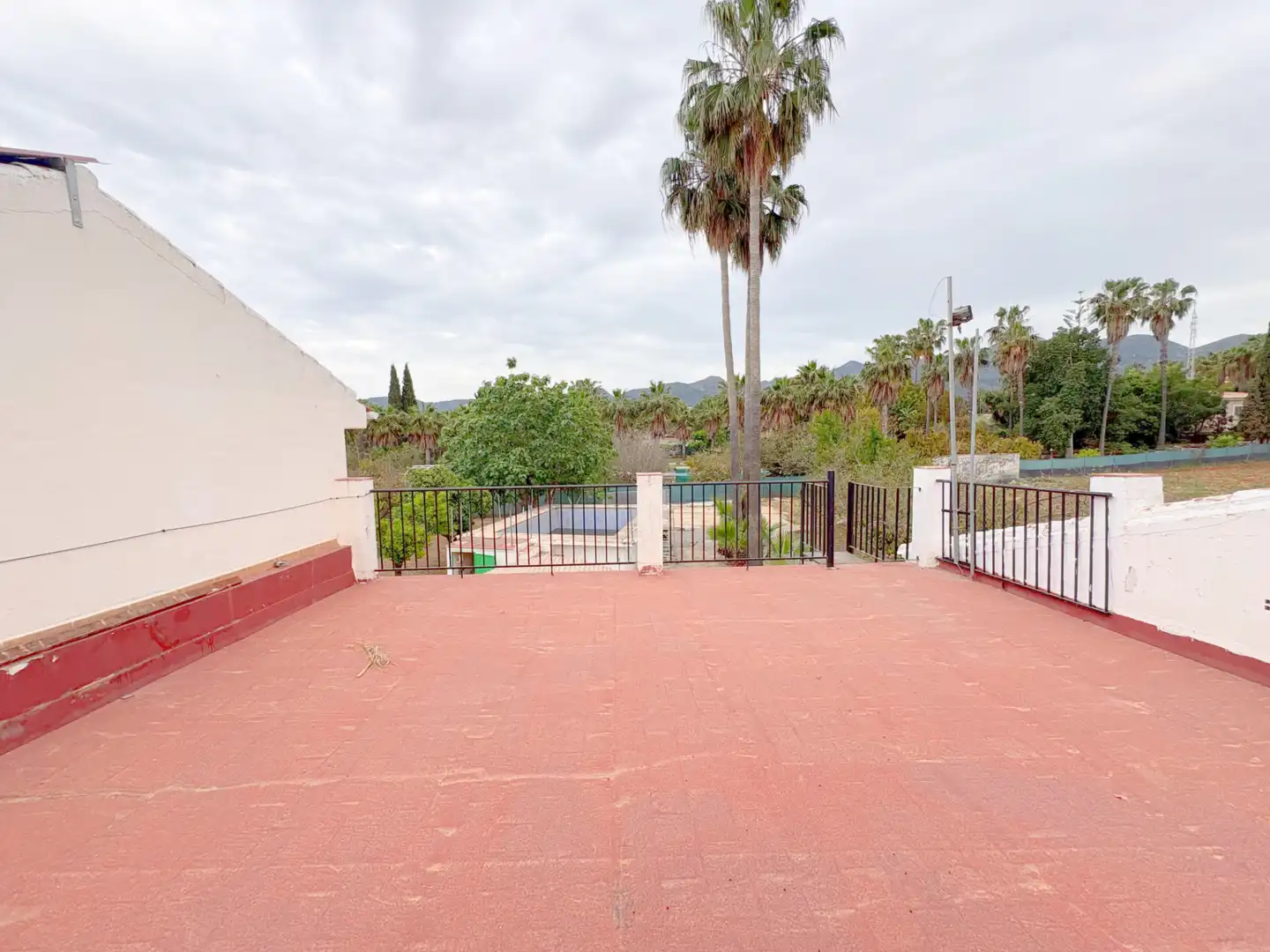 Außenansicht von Country house zum Verkauf in Alhaurín de la Torre mit Klimaanlage, Privatgarten und Terrasse