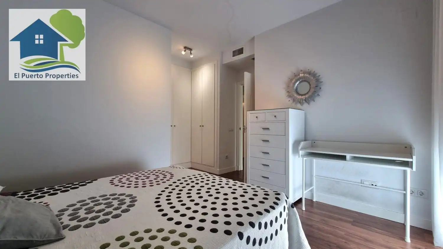 Habitación de Piso de alquiler en El Puerto de Santa María con Aire acondicionado, Calefacción y Amueblado