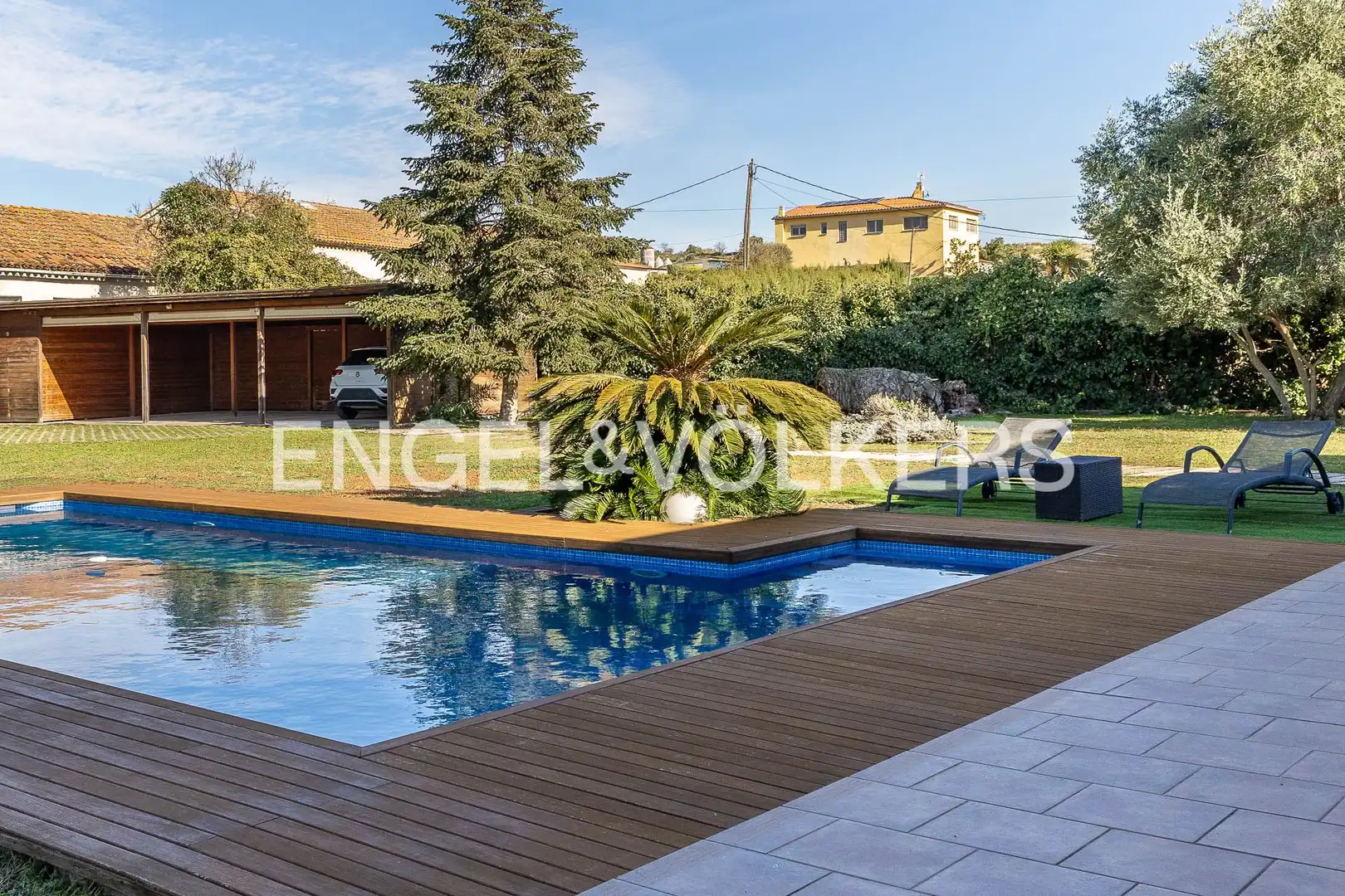 Swimming pool of Houses for sale in Les Franqueses del Vallès  with Air Conditioner, Heating and Private garden