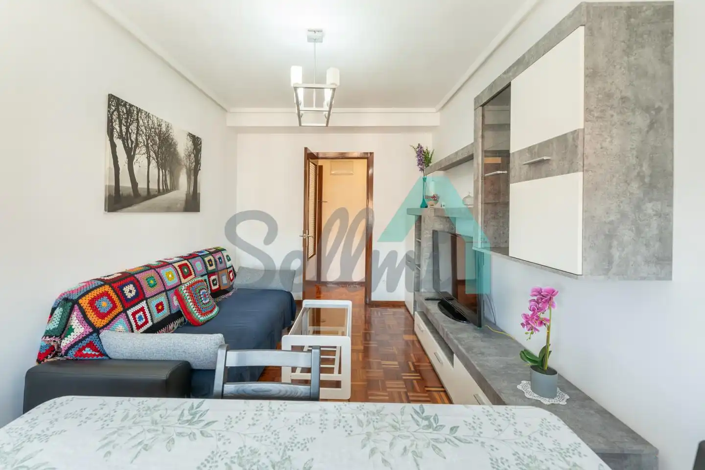 Room in Paz, El Cristo