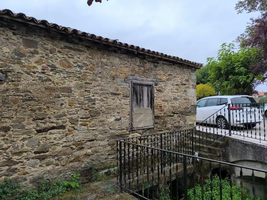 Houses for sale in Paseo Malecon, Monforte de Lemos