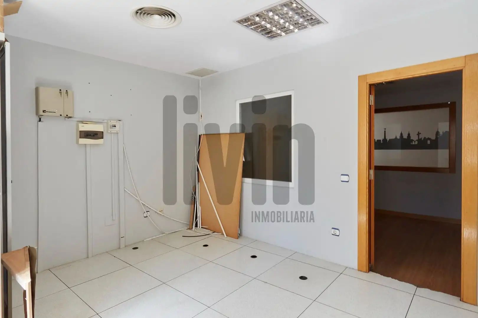 Oficina en venta en Jaén con Aire acondicionado y Calefacción