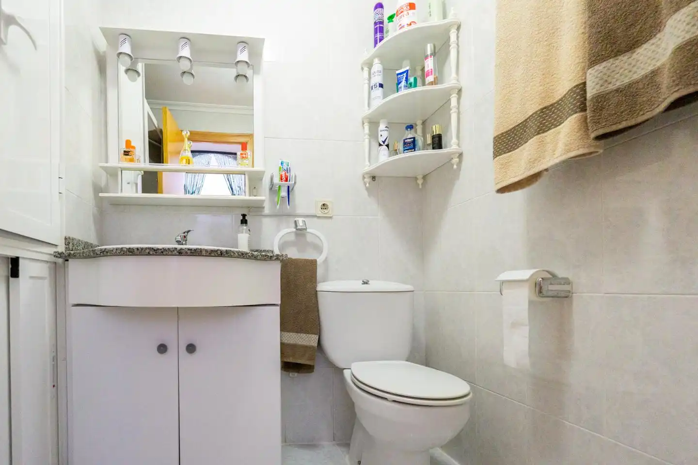 Baño de Apartamento en venta en Santa Pola con Aire acondicionado, Terraza y Piscina
