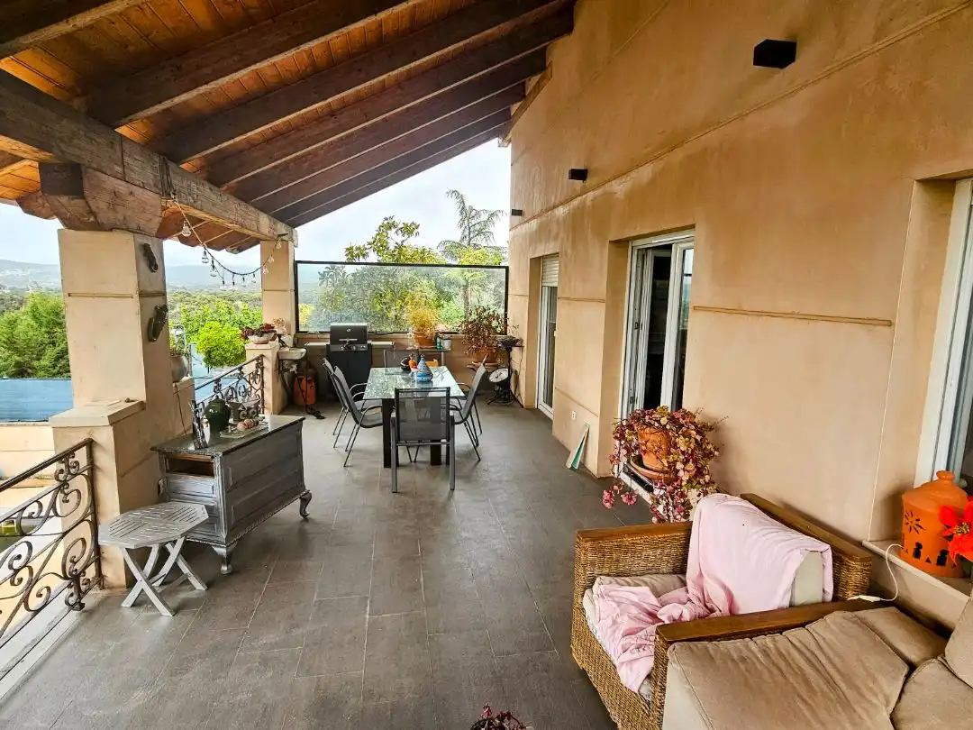 Villa mit Pool zum Verkauf in Avenida de la Cruz Verde 12, imagen 8