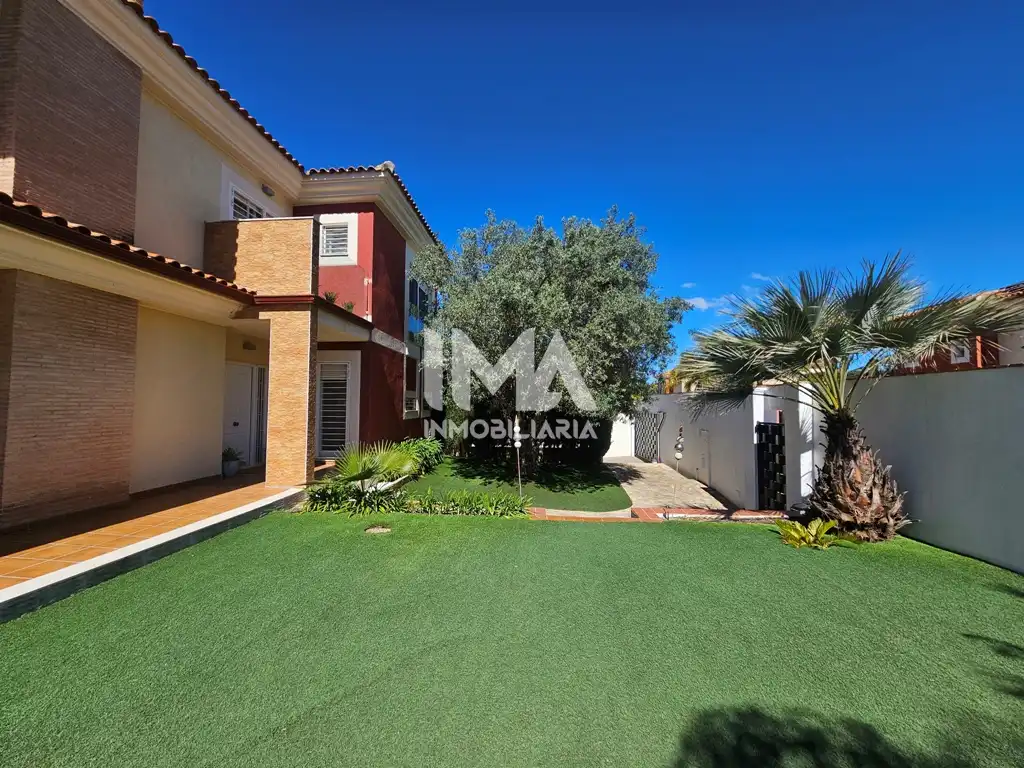 Jardí de Casa o xalet en venda en Bétera amb Aire condicionat, Calefacció i Jardí privat