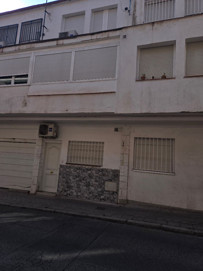Building for sale in Puerta del Ángel