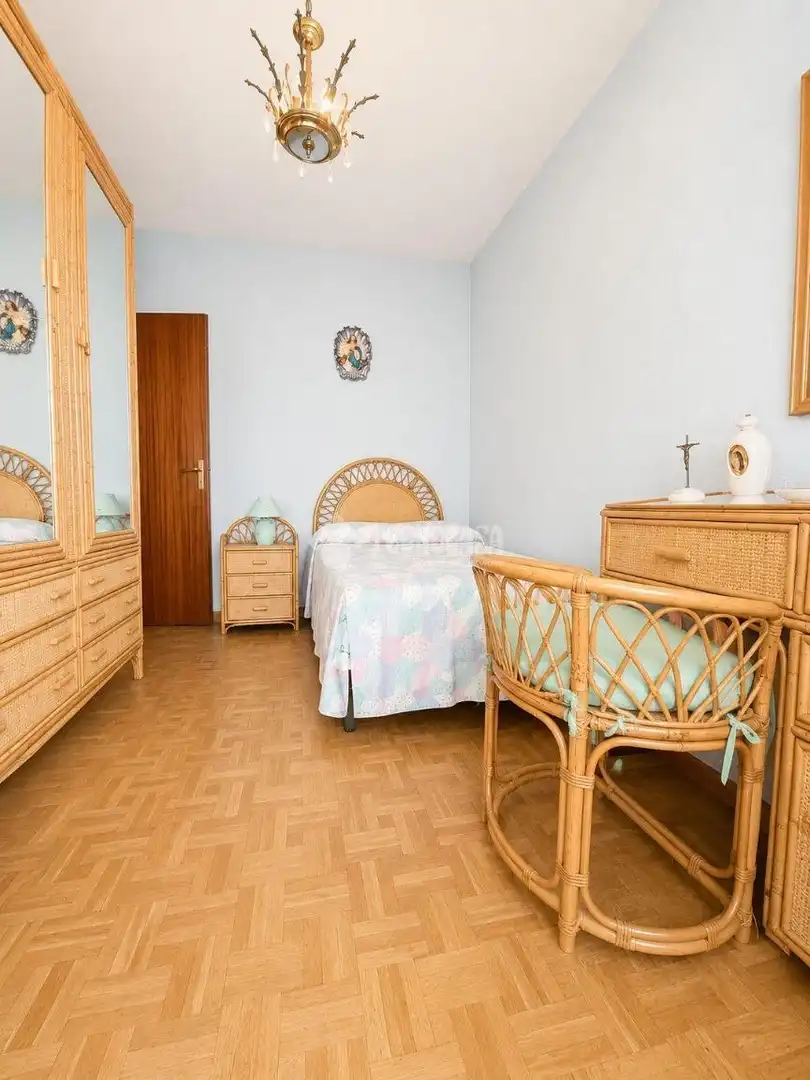 Bedroom of Flat for sale in Fuenlabrada