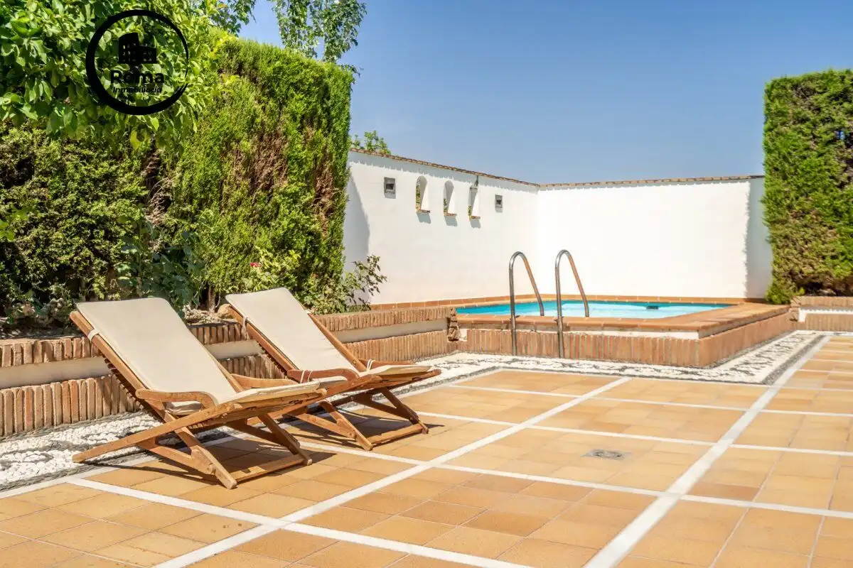Terrassa de Casa o xalet en venda en La Zubia amb Aire condicionat, Calefacció i Piscina