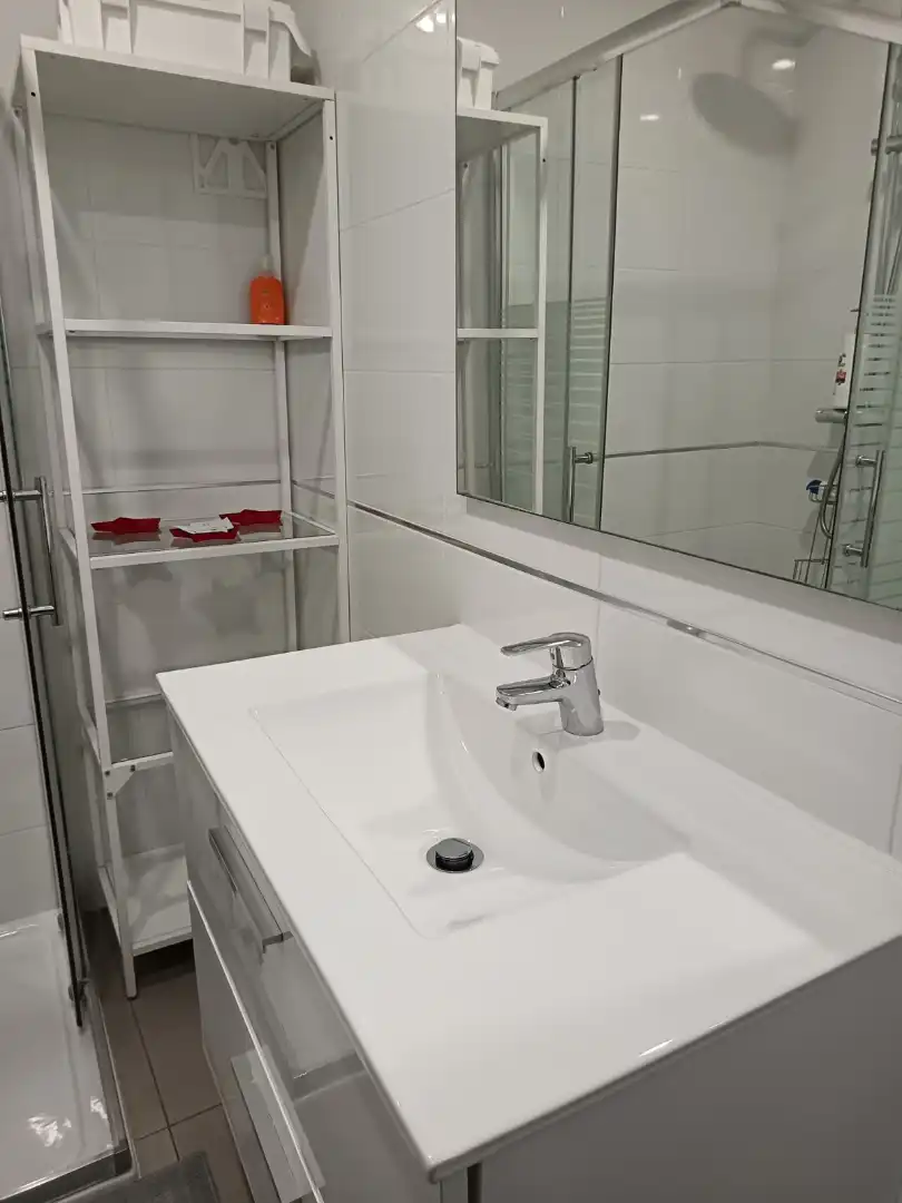 Baño de Estudio en venta en Adeje con Aire acondicionado, Terraza y Amueblado