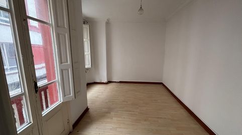 Foto 2 de Piso de alquiler en Rúa Orzán, Ensanche, A Coruña Capital