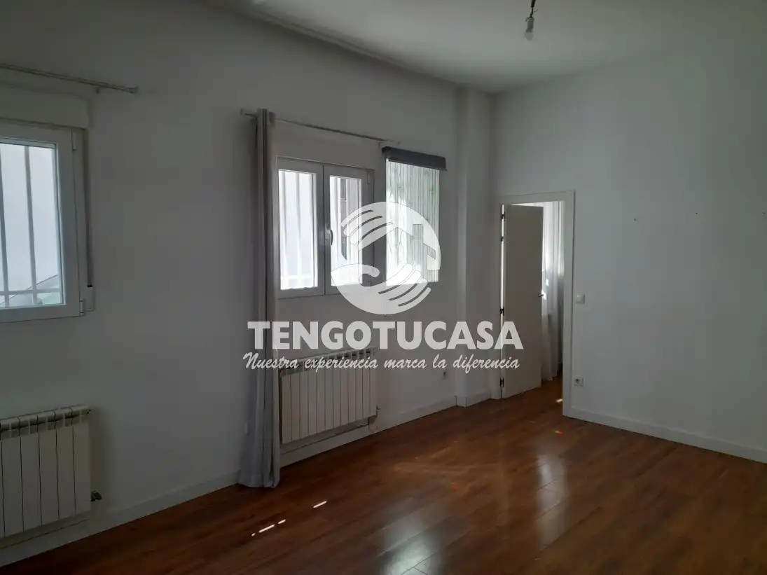 Sala d'estar de Pis de lloguer en Madrid amb Calefacció i Moblat