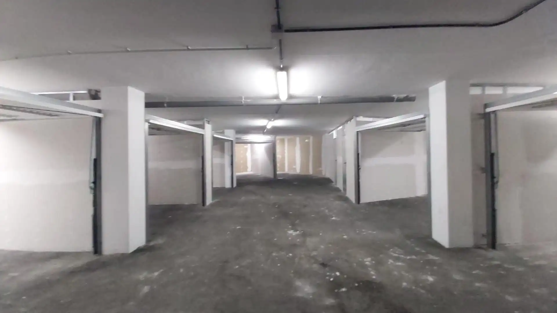 Einzelparkplatz zum Verkauf in Zona Botánico, imagen 14