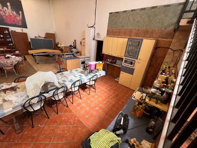 Local comercial en Venta en Ainzón