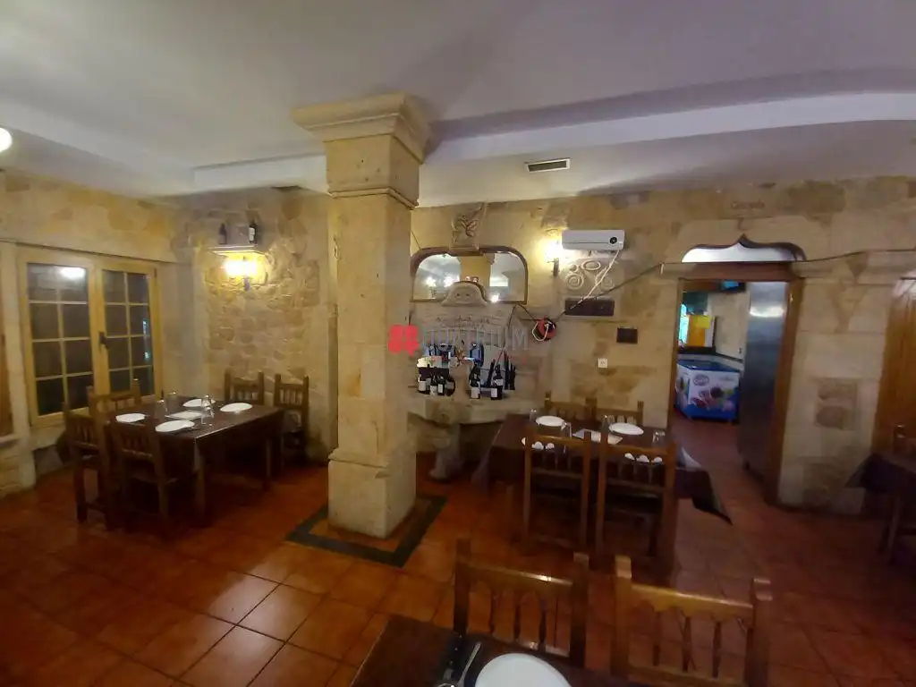 Local comercial en alquiler en Padrón, imagen 9