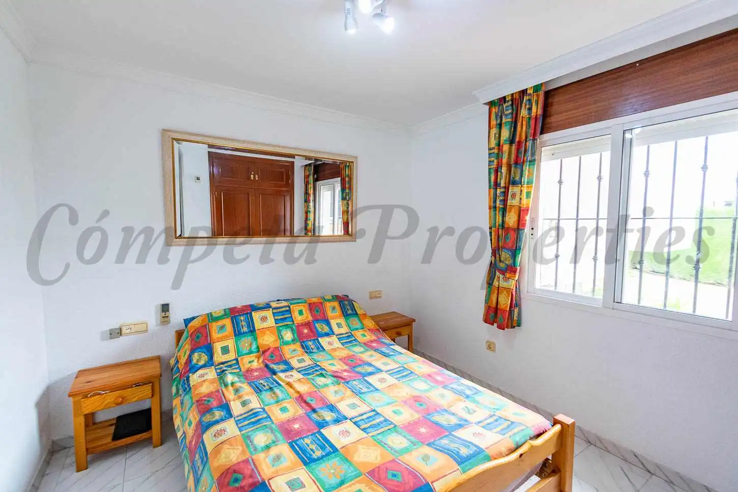 Habitación de Apartamento en venta en Torrox con Aire acondicionado, Calefacción y Terraza