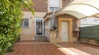 Exterior view of Single-family semi-detached for sale in Las Palmas de Gran Canaria  with Air Conditioner, Heating and Private garden