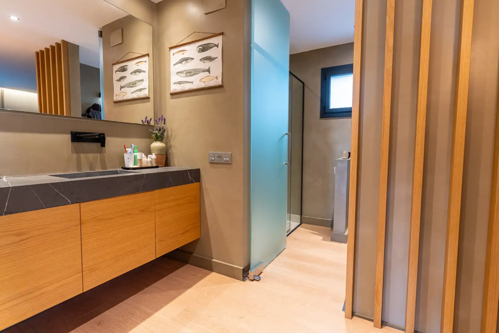 Badezimmer von Haus oder Chalet zum Verkauf in Almoster mit Heizung, Privatgarten und Terrasse