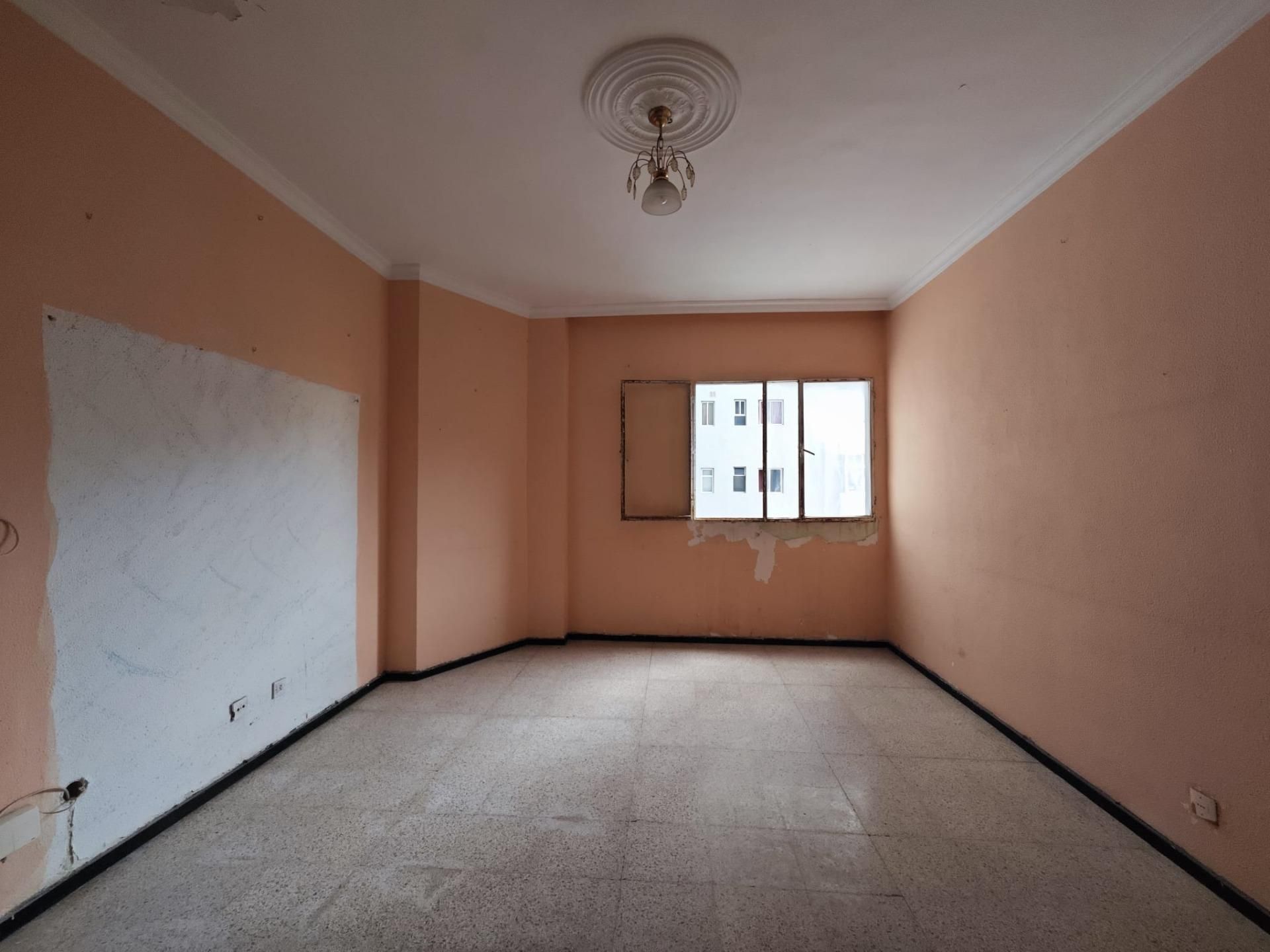 Piso en venta en  AVDA JOSE MESA Y LOPEZ, 61, Guanarteme