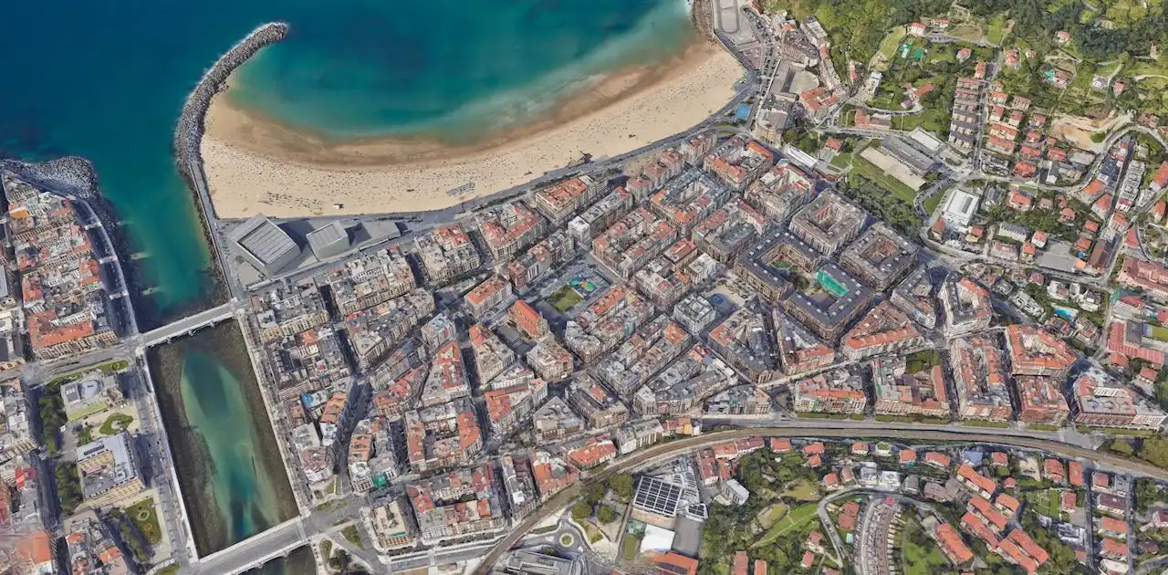 Vista exterior de Piso en venta en Donostia - San Sebastián  con Calefacción