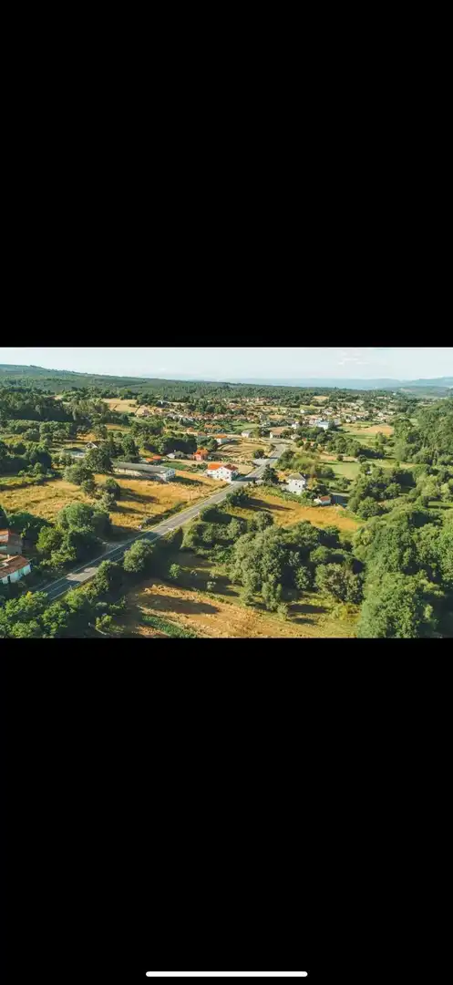 Casa o xalet en venda en A Merca   amb Jardí privat, Terrassa i Moblat