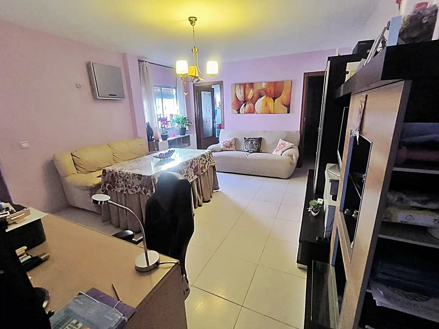 Sala d'estar de Casa o xalet en venda en Córdoba amb Aire condicionat, Calefacció i Terrassa