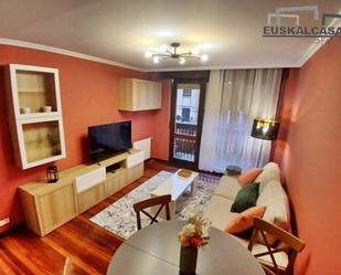 Living room of Flat to rent in Bilbao   with Heating and Balcony