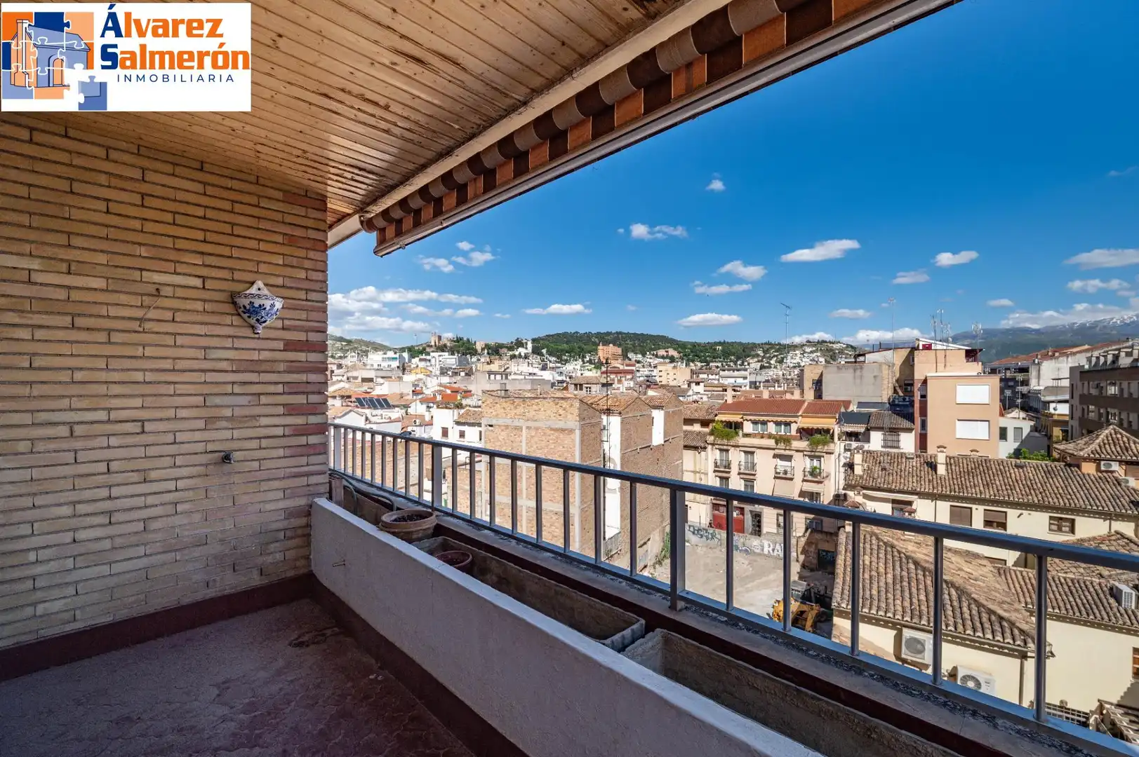 Terraza de Piso en venta en Granada con Terraza y Balcón