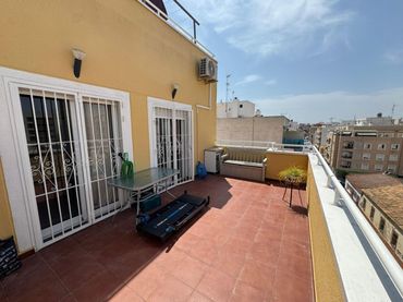 Àtic amb balcó en venda a Playa del Cura