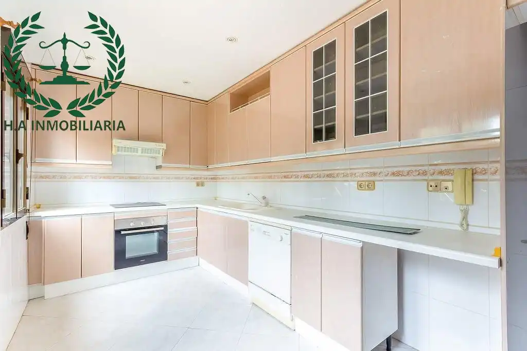 Kitchen of Houses for sale in Pedrezuela  with Air Conditioner, Heating and Terrace