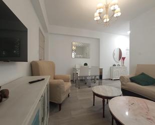 Living room of Flat to rent in  Granada Capital  with Terrace and Balcony