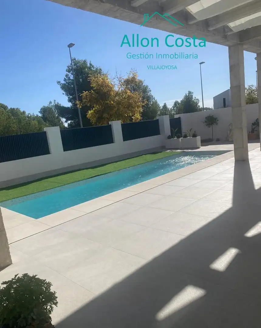 Chalet con piscina en venta en La Alberca, imagen 4