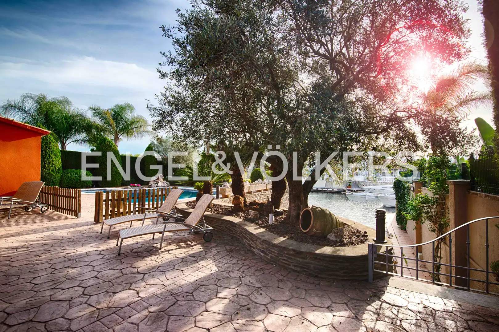 Chalet con piscina en venta en Carrer Pení, imagen 12