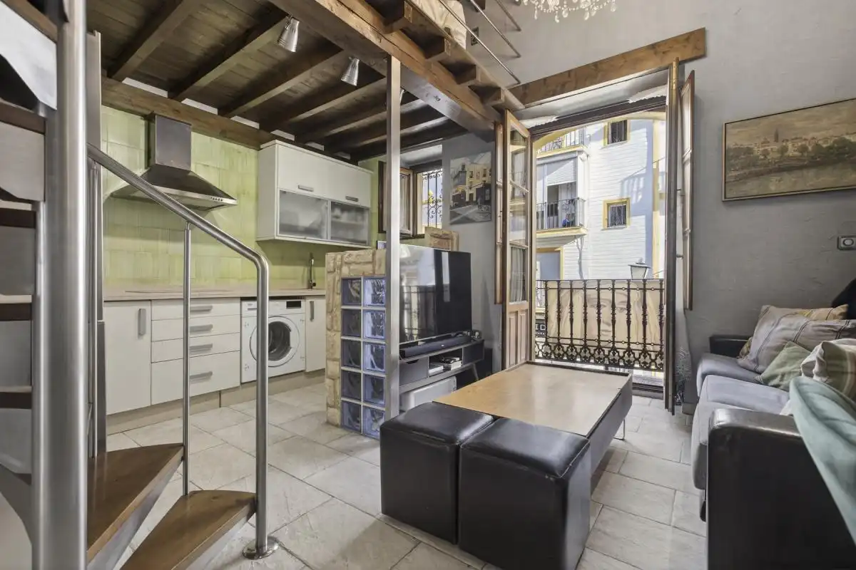 Duplexes for sale in C. Pureza, Triana Casco Antiguo