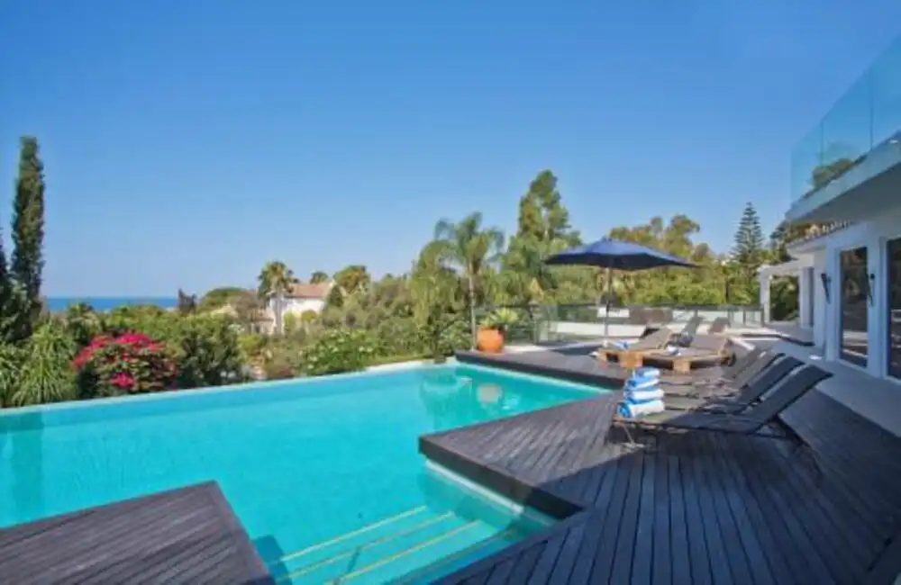 Piscina de Casa o xalet de lloguer en Marbella amb Aire condicionat, Jardí privat i Terrassa