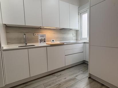 Kitchen of Flat to rent in  Madrid Capital