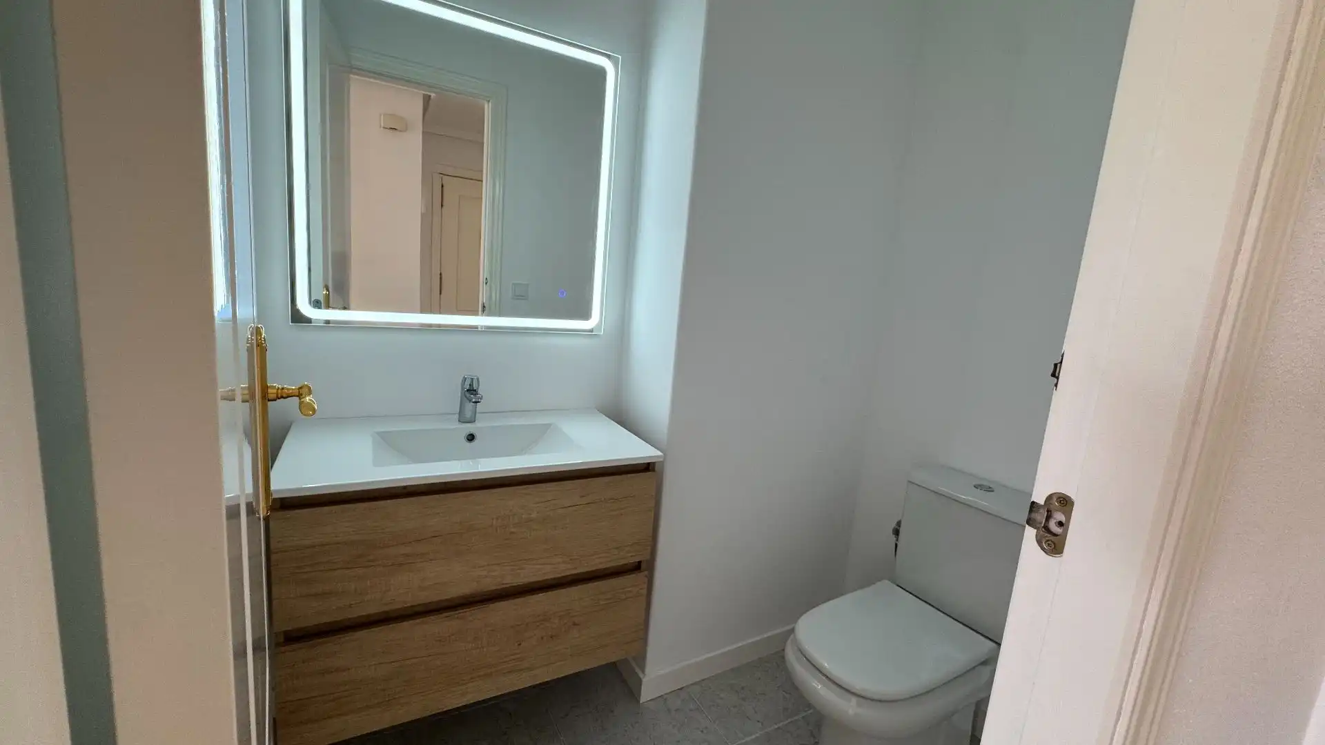 Bany de Apartament en venda en Orihuela amb Terrassa i Piscina comunitària