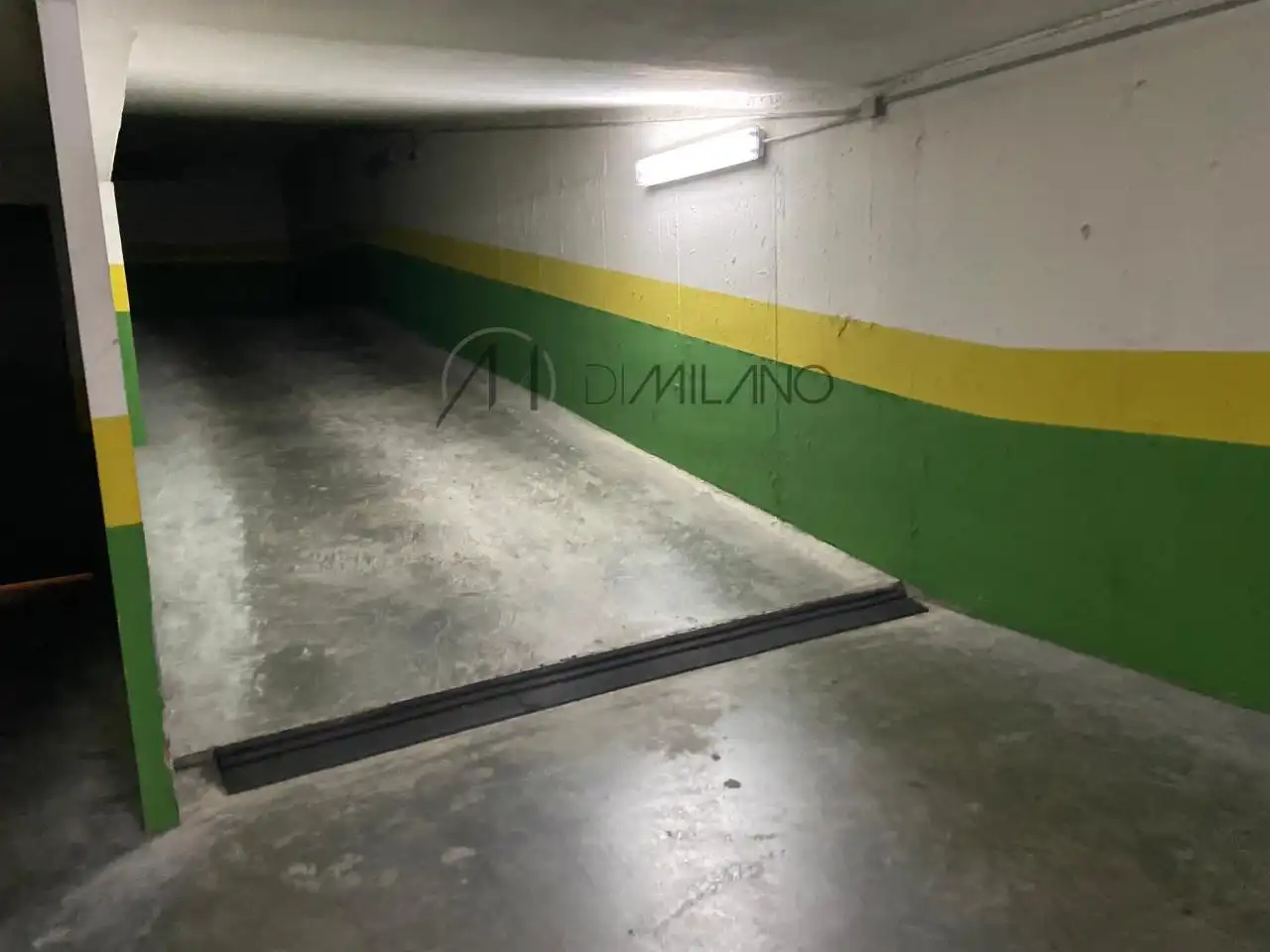 Aparcament de Local en venda en Vigo 